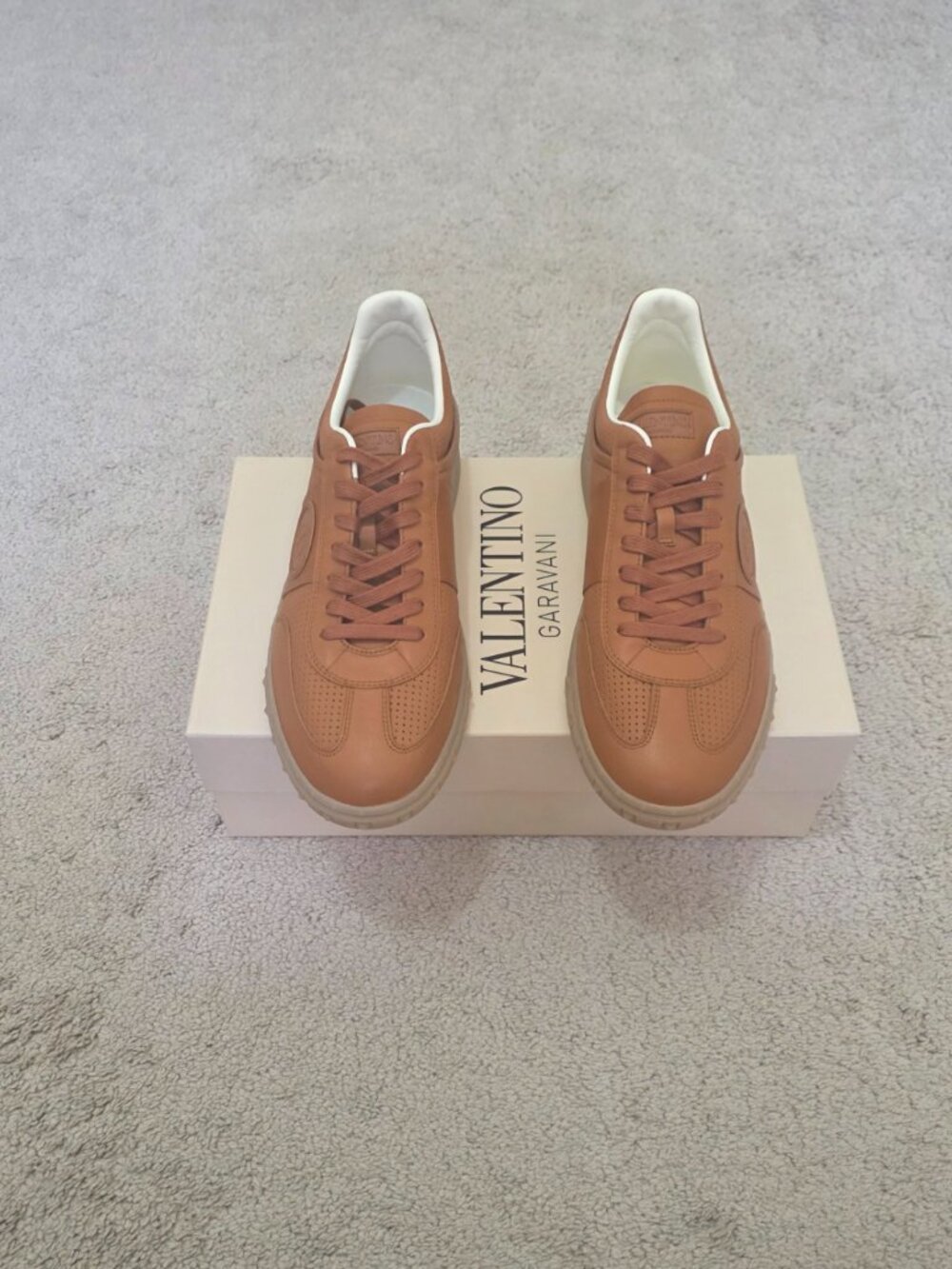 VALENTINO GARAVANI Upvillage Perforated Sneaker Roasted 44 - Picture 3 of 12